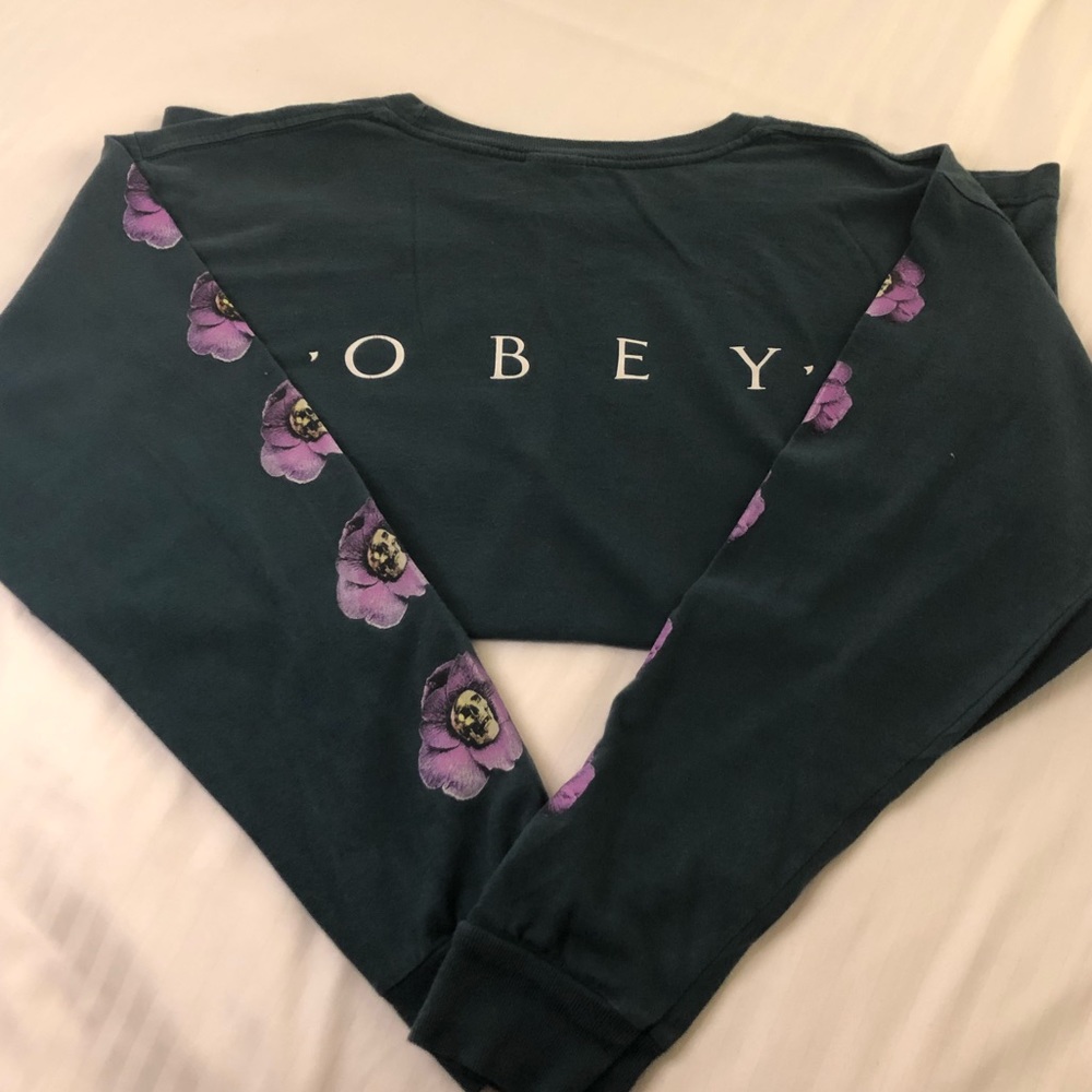 ‘Obey’ Long-Sleeve Shirt